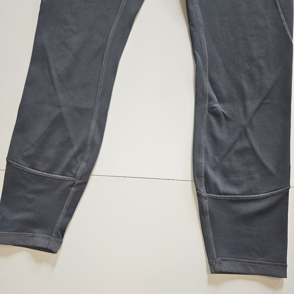 Lululemon In Movement Crop Everlux Leggings Color Dark Shadow Size 6 - Picture 5 of 10